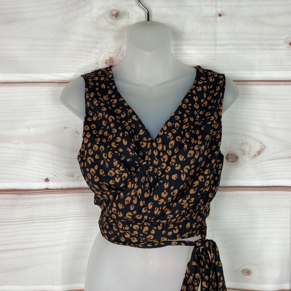 Fame‎ And Partners Top Womens 6 Black Brown Print Crop Wrap Sleeveless V-Neck